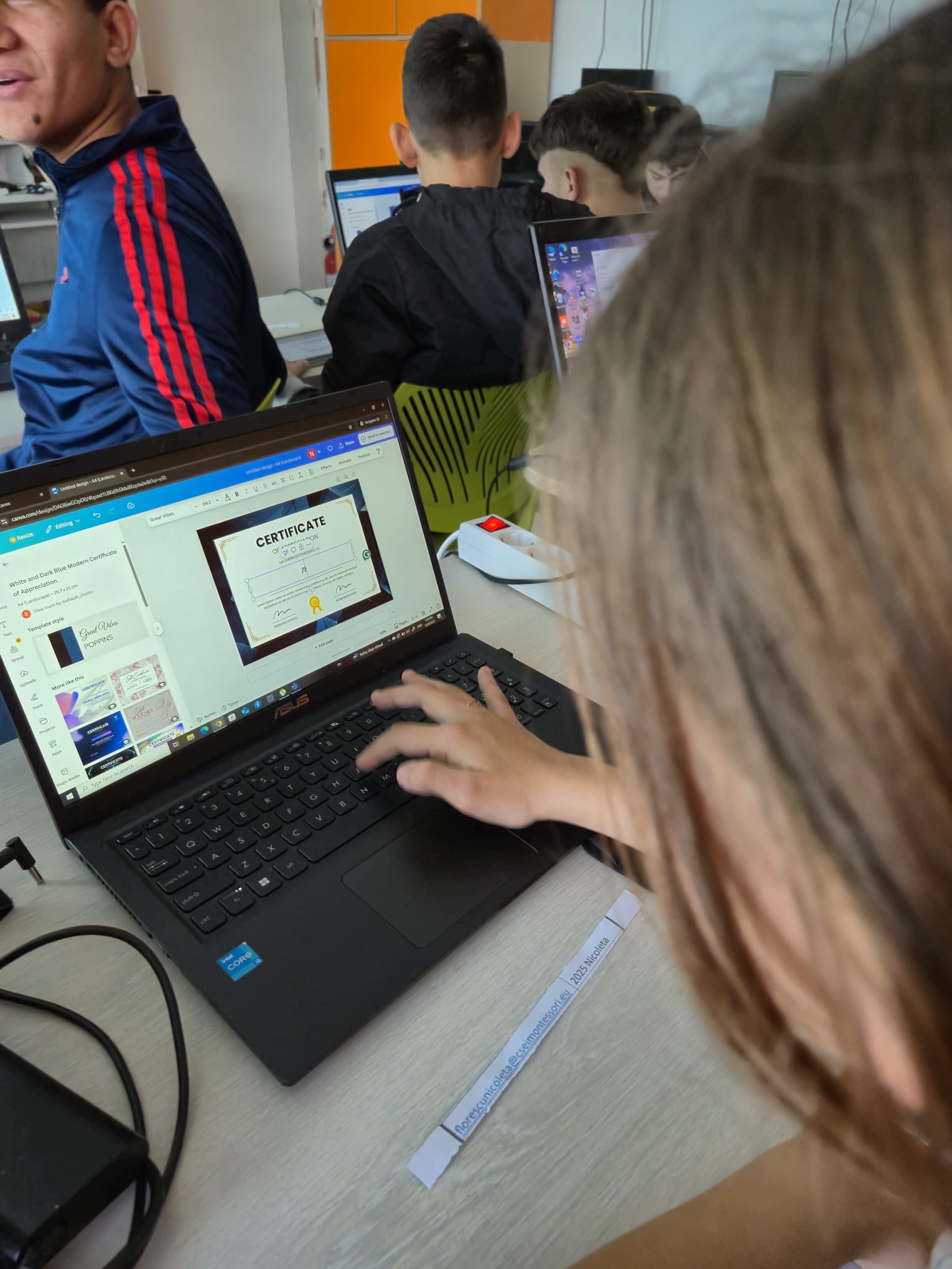 Terapie educațională – Primii pași în lumea digitală creativă