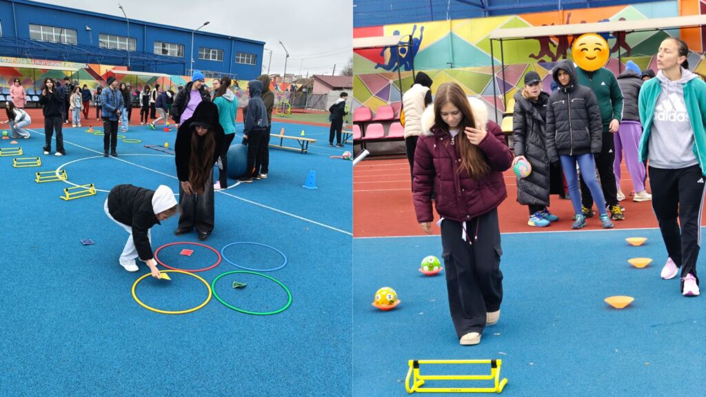 Aruncarea săculeților cu fasole colorați și sărituri