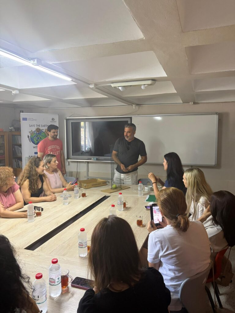 Workshop- produse din materiale reciclabile